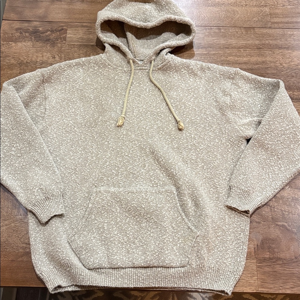 Vintage LL Bean Beige Hooded Sweatshirt  Sweater Medium. USA Made Front pocket